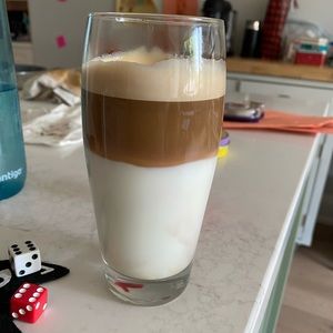 Meet your Posher, Laney